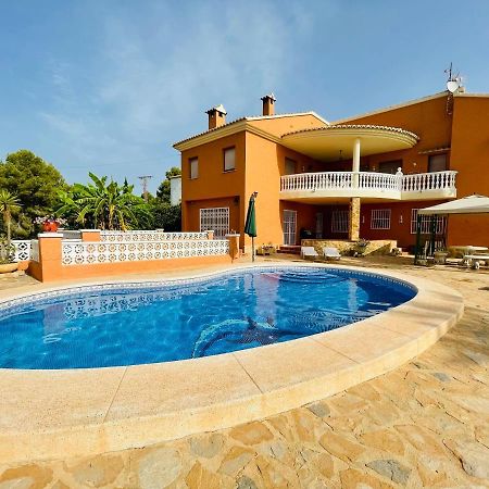Villa Carmen กัลเป ภายนอก รูปภาพ